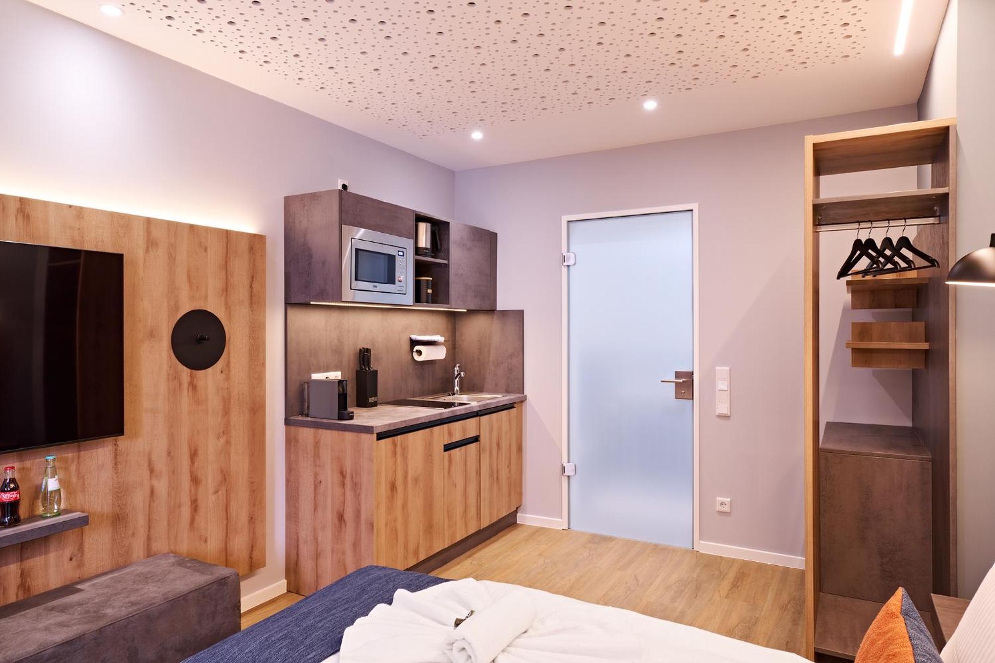 Xzllenz Traum Studio-Apartment, Frei-Parken, U-Bahn, Kueche Norimberk Exteriér fotografie